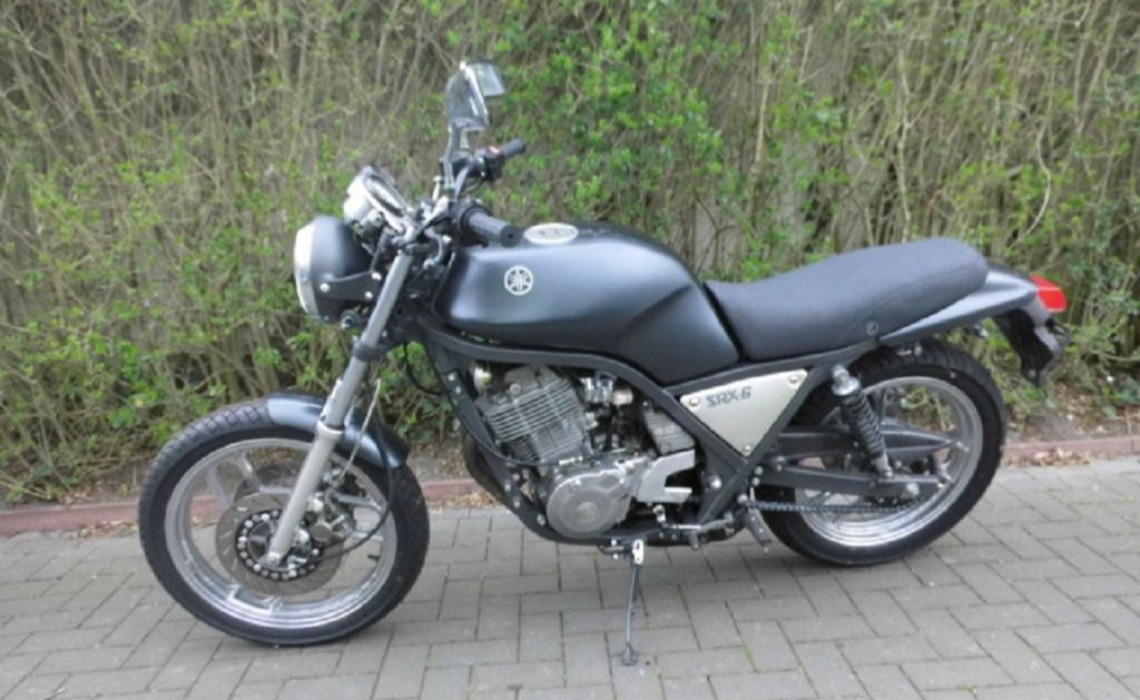 Yamaha SRX 600